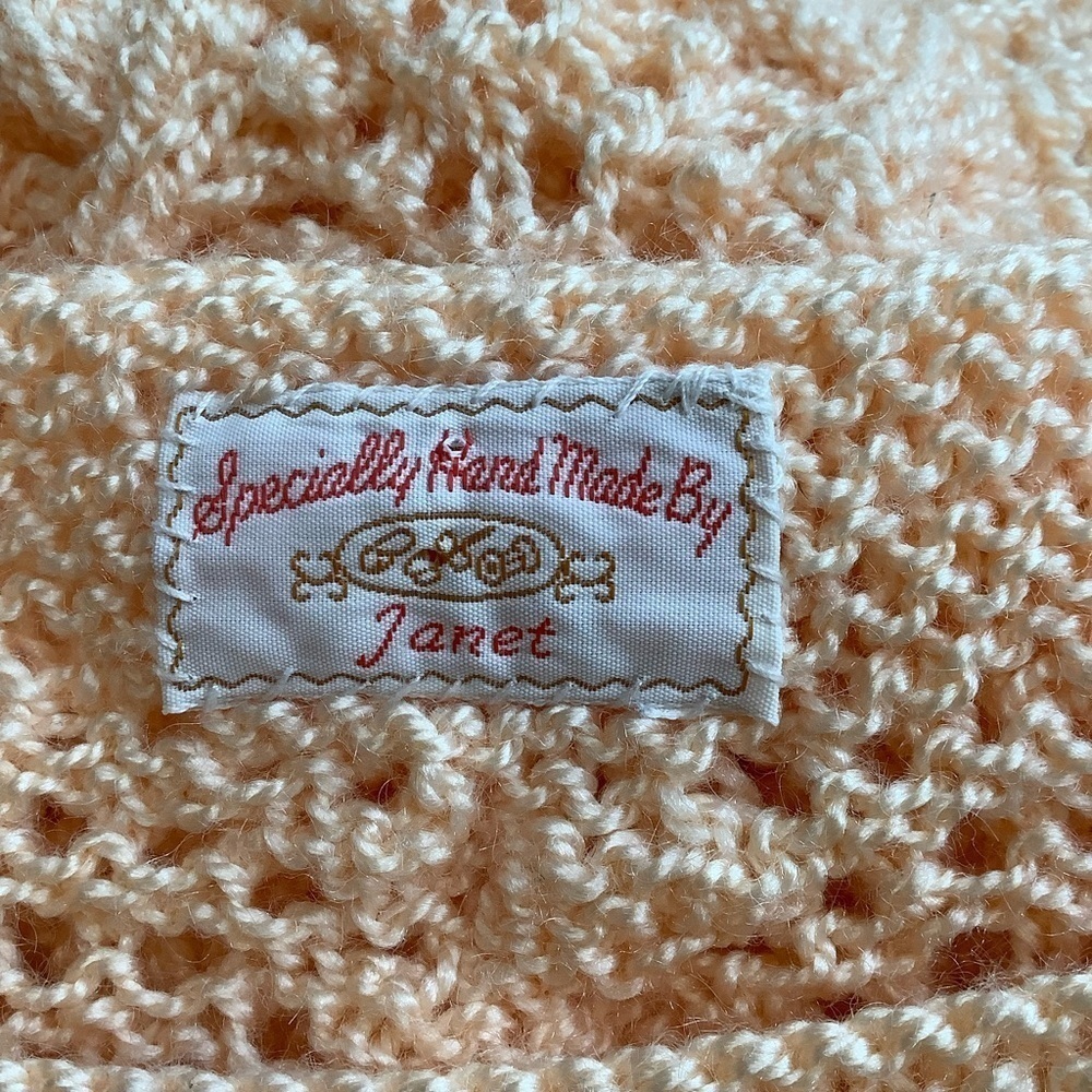 Vintage Hand Knit Peach Cable Knit Sweater Vest Scalloped Hem Size S - Picture 8 of 11